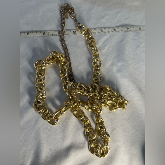 Older Vincero chunky textured link chain necklace - Picture 7 of 8